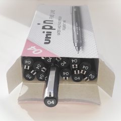 12 штук - Линер Uni Pin 04-200 Fine Line, Чёрный 0.4 мм