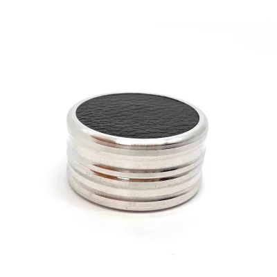 "Сатурн 42-Магнит / КОЖА черная" Металлическая магнитная оснастка для печати с встроенной штемпельной подушкой (диаметр печати 42 мм.)