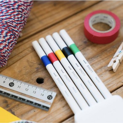 Набор линеров №1 Uni EMOTT Яркие цвета 5 штук