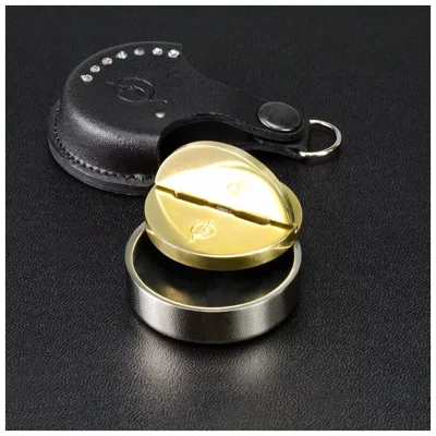 "OL-КОМПАКТ-Кристалл 40" Металлическая оснастка для печати в кожаном чехле чёрного цвета кристаллами Swarovski (диаметр печати 40 мм.)